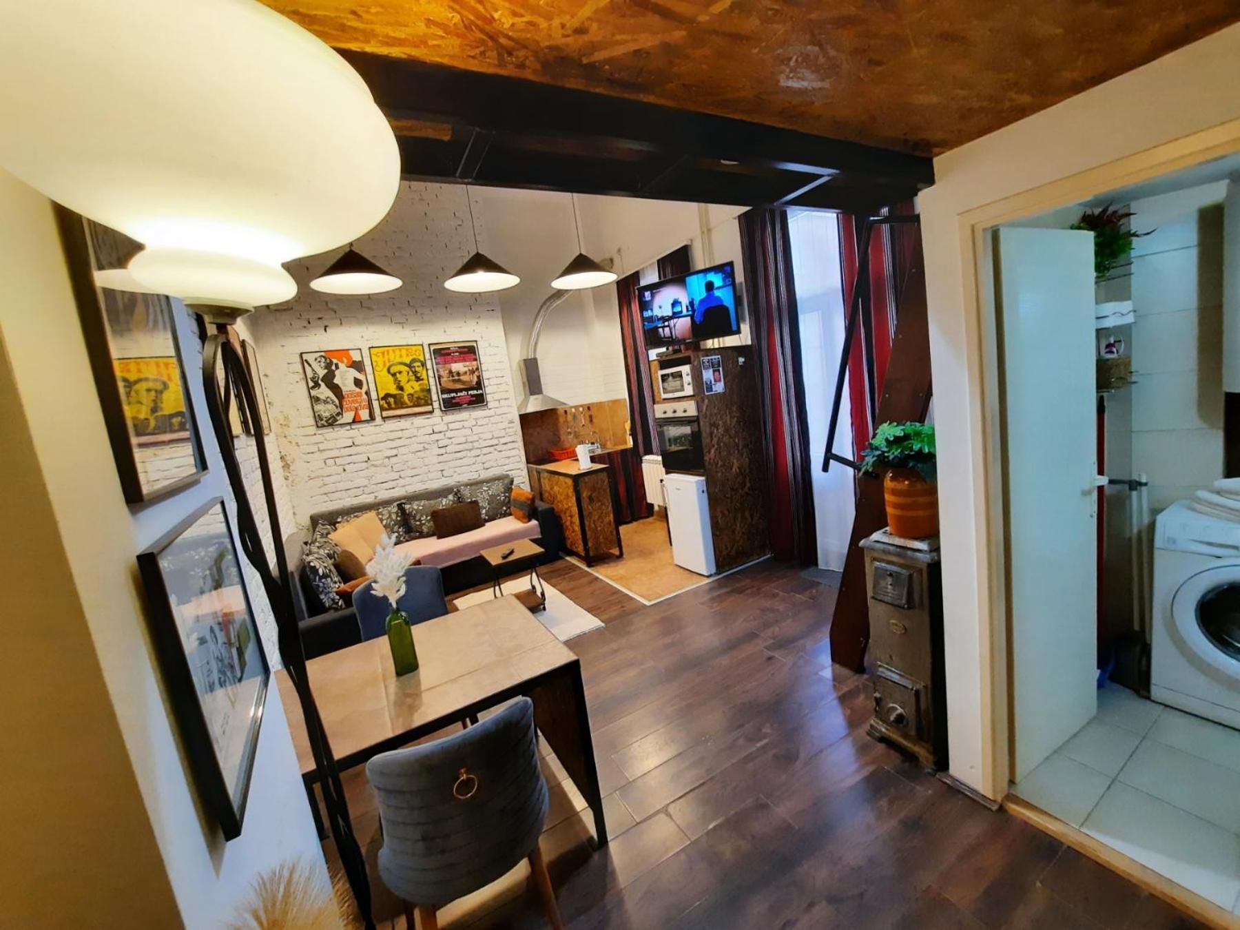 Authentic Belgrade Centre Hostel - Only Private Rooms Exteriör bild